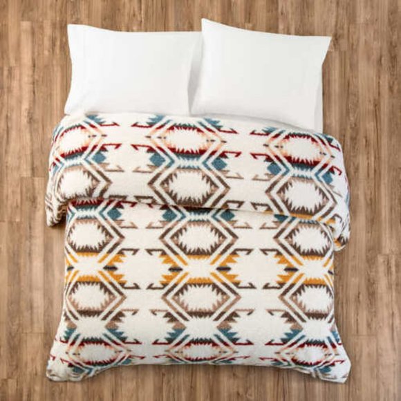 Pendleton Blanket QUEEN Soft & Cozy Sherpa Fleece Reversible Washable NWT - Picture 5 of 16